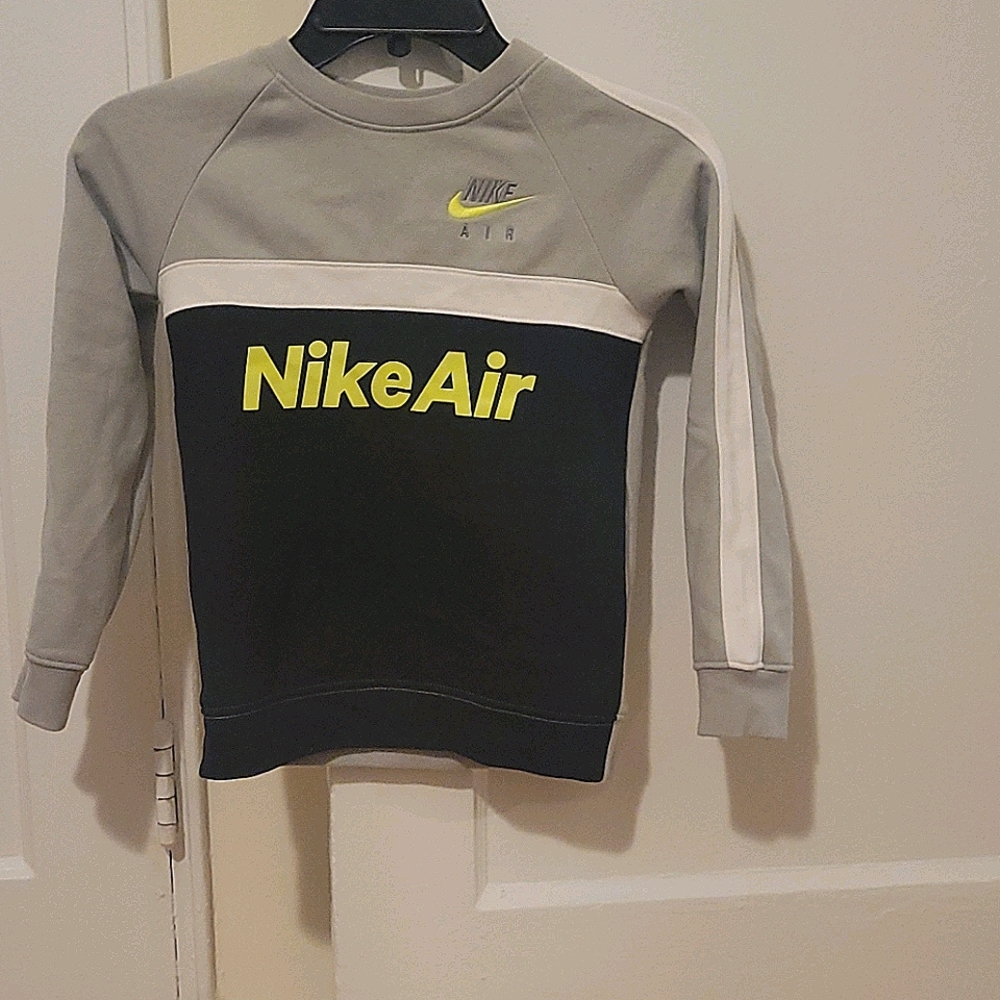 Nike crewneck